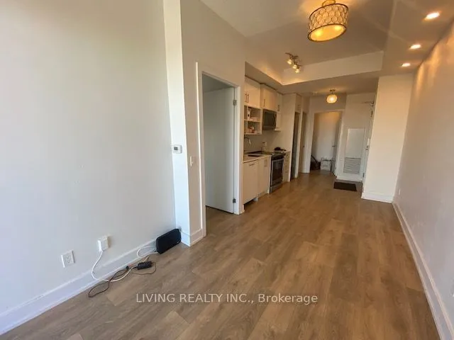 Additional image 10 of 128 Fairview Mall Dr Unit 806