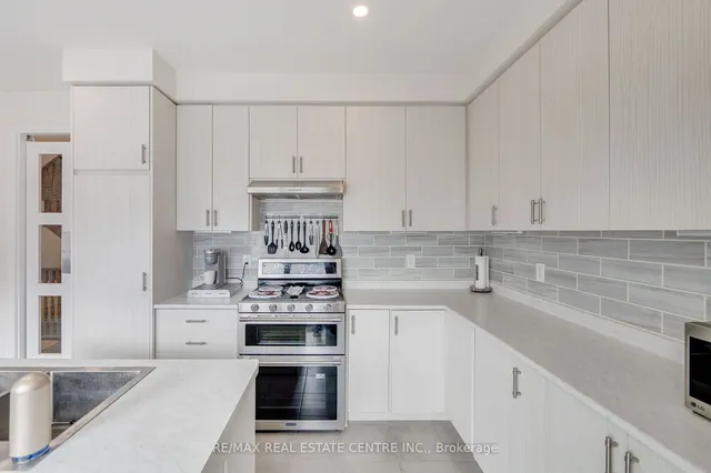 Additional image 12 of 124 Skinner Rd