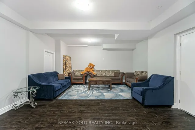 Additional image 27 of 9 Bedouin Cres