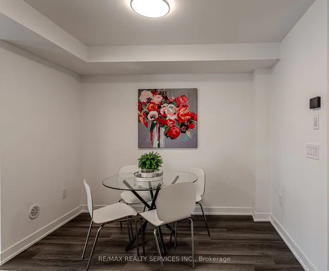 Additional image 27 of 185 Veterans Dr Unit 3