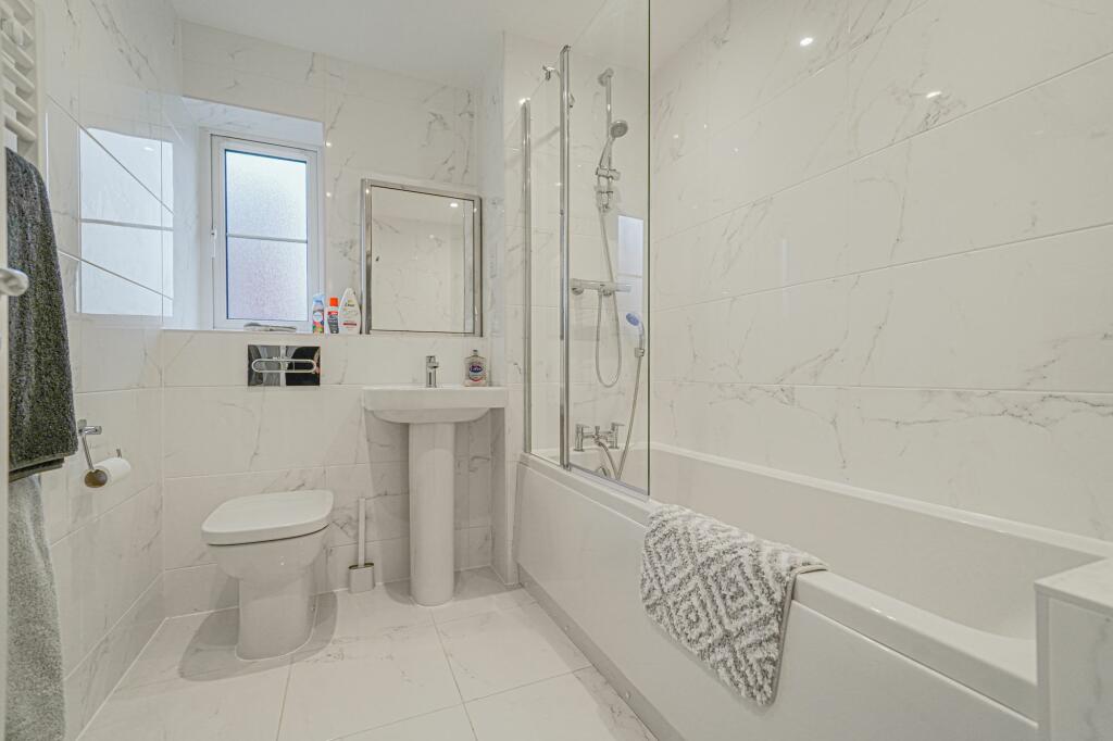 Additional image 18 of Rosewood Drive, Solihull, B90