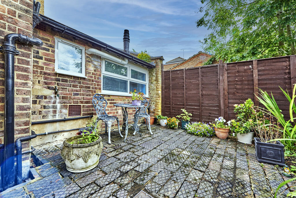 Additional image 2 of Cowper Road, Harpenden, Hertfordshire, AL5