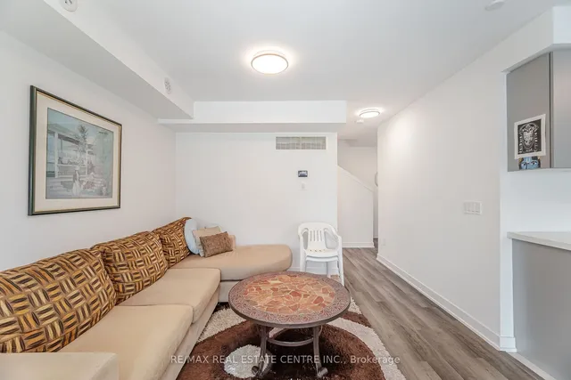 Additional image 13 of 155 Veterans Dr Unit 7