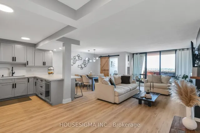 Additional image 5 of 716 The West Mall Unit 1402