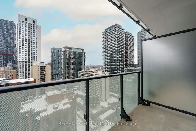 Additional image 28 of 161 Roehampton Ave Unit 1913