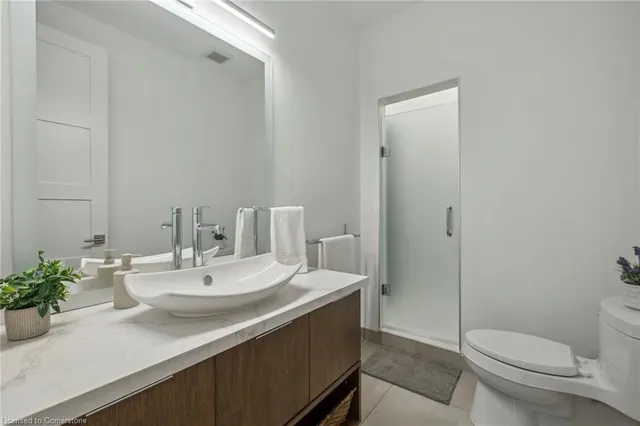 Additional image 34 of 60 Garden Ave