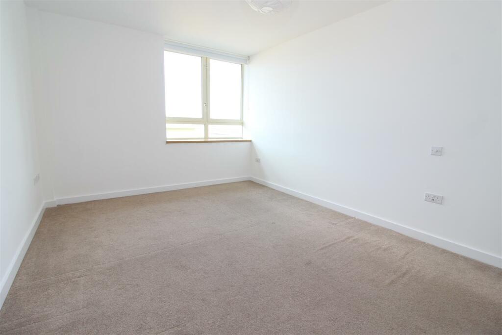 Additional image 8 of Porters House, Porters Wood, St Albans, Hertfordshire