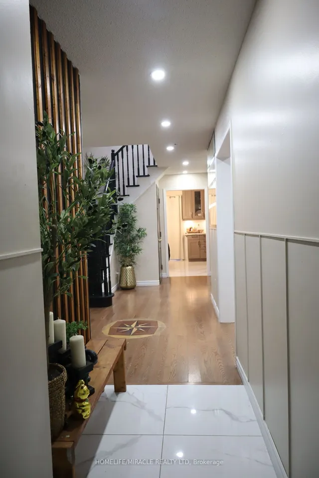 Additional image 19 of 22 Cranberry Cres