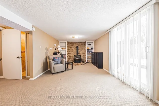 Additional image 29 of 153 Ravenbury Dr