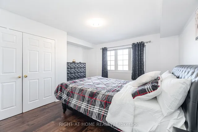 Additional image 21 of 2525 Gerrard St