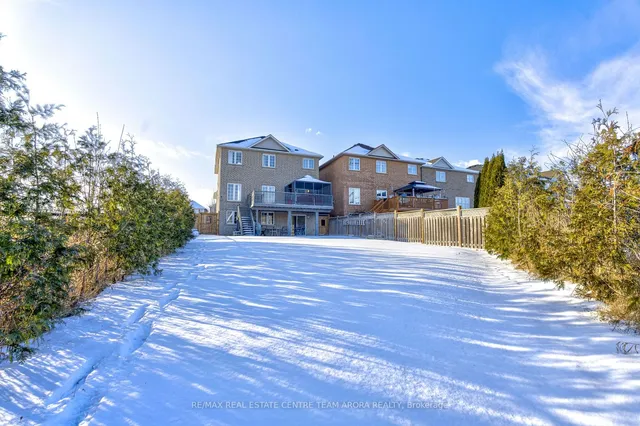 Additional image 40 of 15 Roundstone Dr