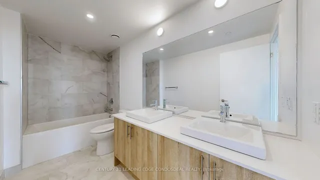 Additional image 20 of 1195 The Queensway St Unit 908