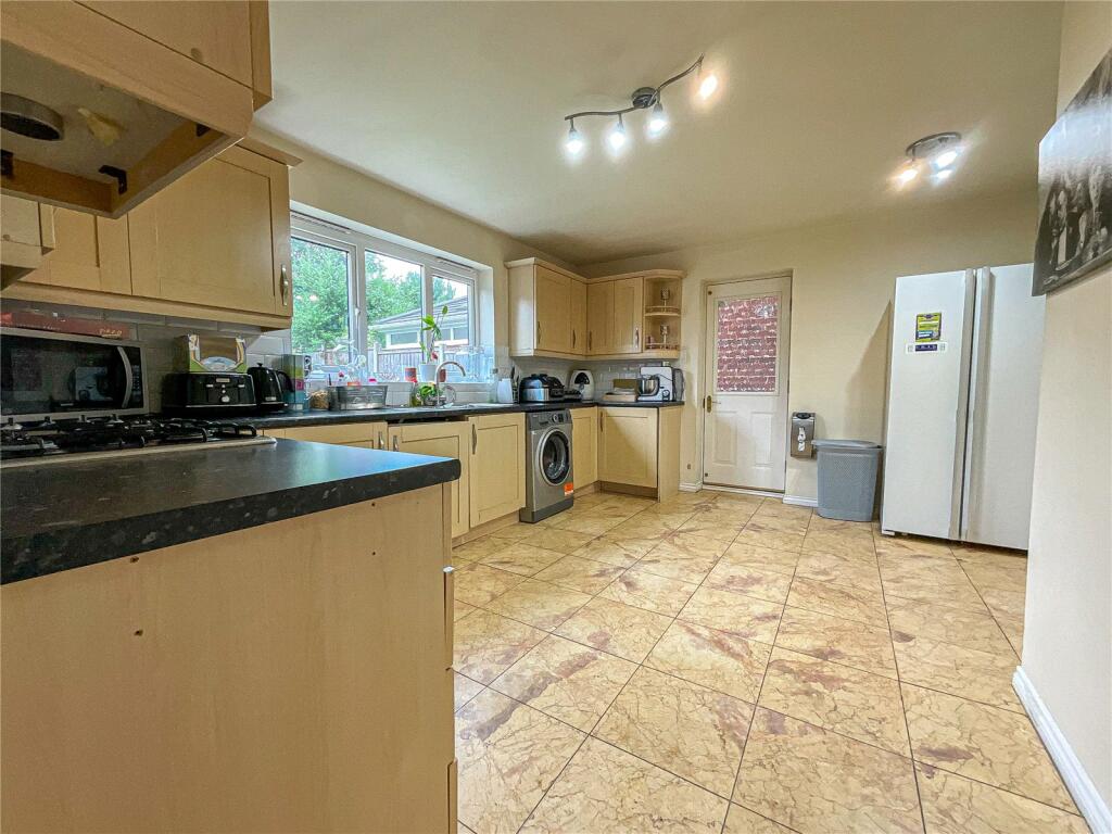 Additional image 9 of Croft Avenue, Tamworth, Staffordshire, B79