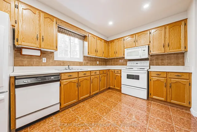 Additional image 15 of 105 WILSON St Unit 17