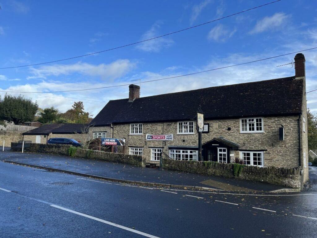 Additional image 14 of The Bird in Hand, Henstridge, Templecombe