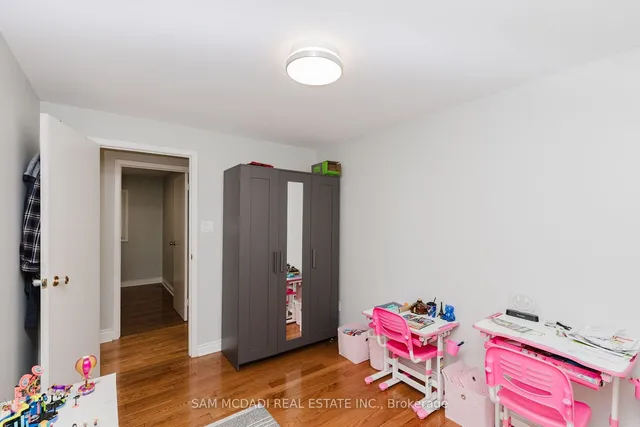 Additional image 20 of 2344 Devon Rd