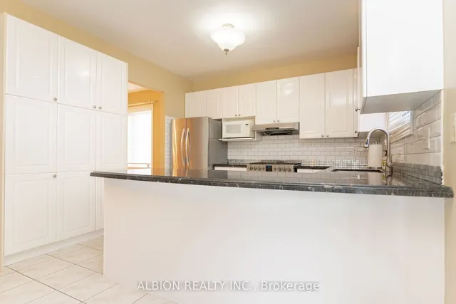 Additional image 16 of 30 Rushbrook Dr