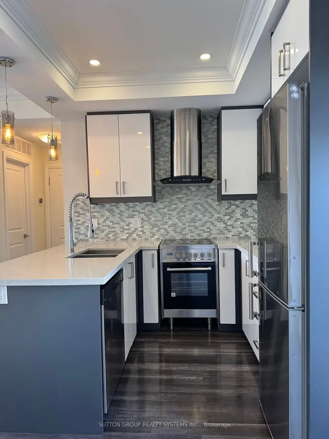 Additional image 8 of 3071 Cawthra Rd Unit 2