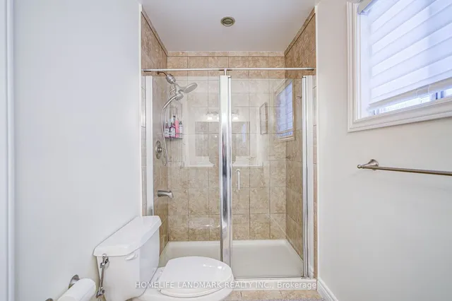 Additional image 27 of 424 Golden Oak Dr