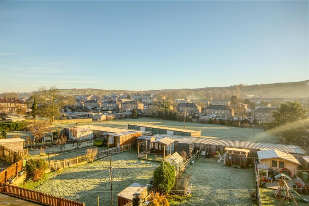 Additional image 14 of Longroyd Road, Earby