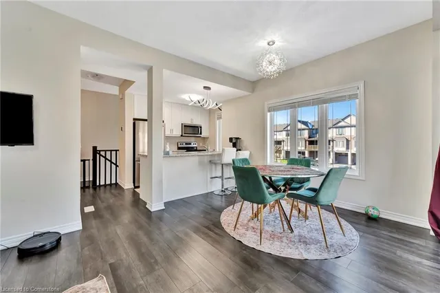 Additional image 13 of 19 Picardy Dr Unit 31