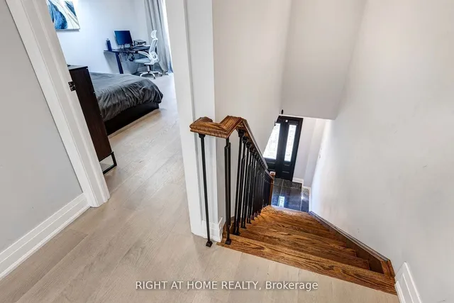 Additional image 17 of 574A Pharmacy Ave