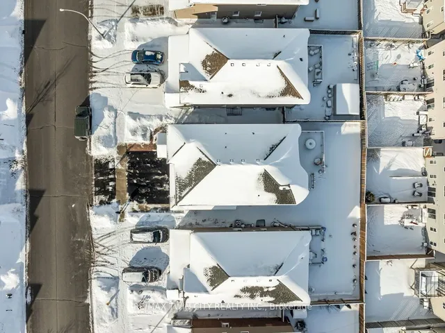 Additional image 36 of 46 Woodbine Ave