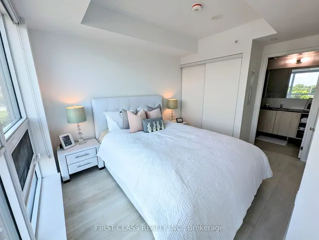 Additional image 29 of 31 Tippett Rd Unit 411