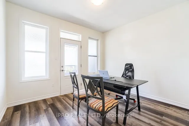 Additional image 18 of 1285 Sycamore Gdns Unit 3