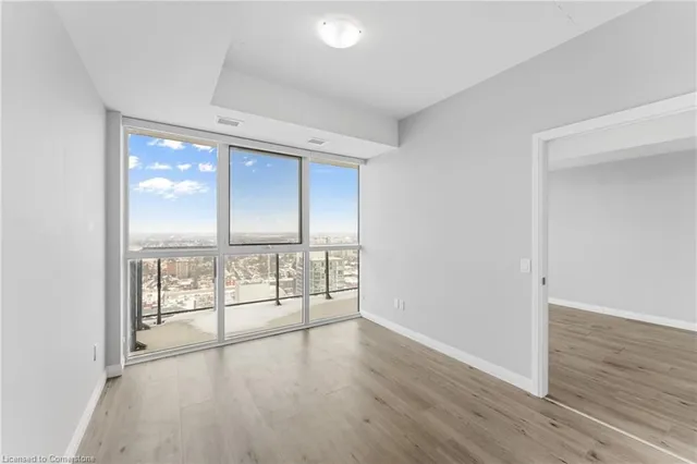 Additional image 12 of 60 Charles St Unit 2712