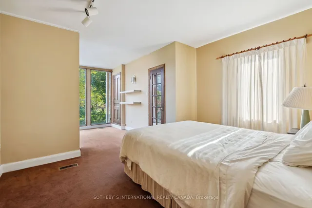 Additional image 10 of 105 Cluny Dr