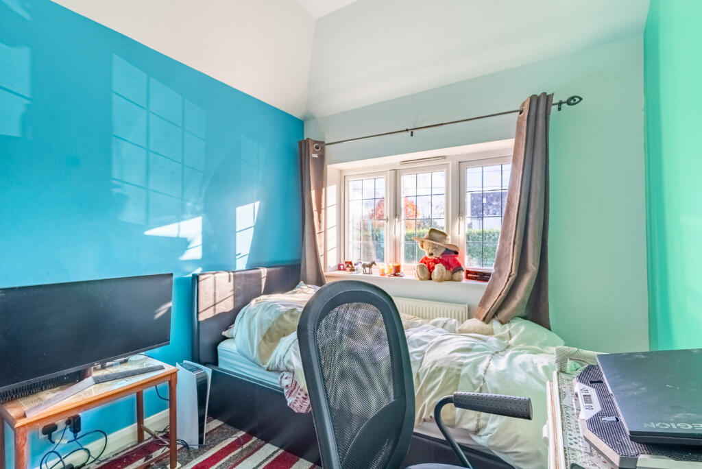 Additional image 16 of Ox Lane, Harpenden, Hertfordshire, AL5