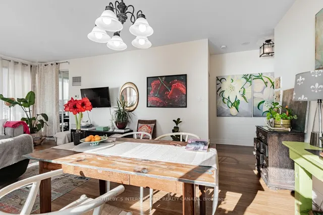 Additional image 13 of 10 Queens Quay Unit 2305