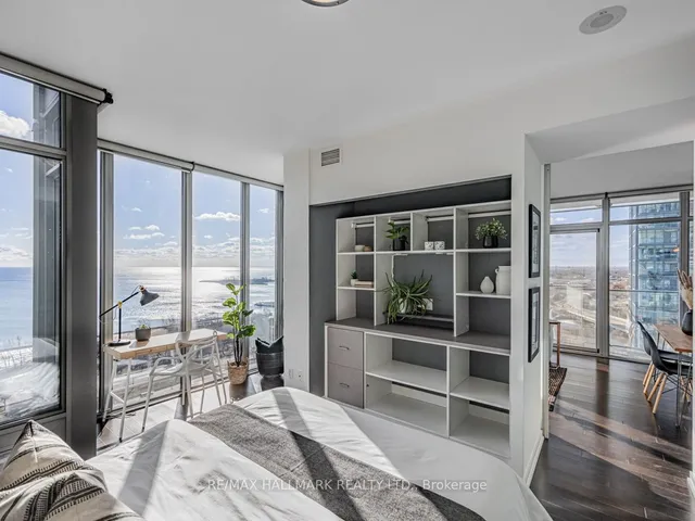 Additional image 16 of 103 The Queensway Unit 2105