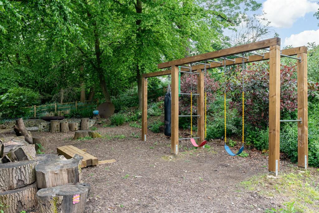 Additional image 35 of The Avenue, Welwyn