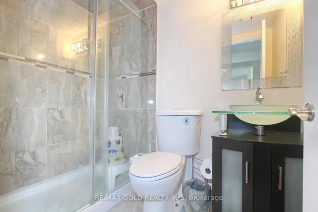 Additional image 32 of 62 Leparc Rd