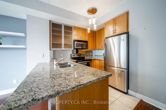 Additional image 17 of 438 King St Unit 1314