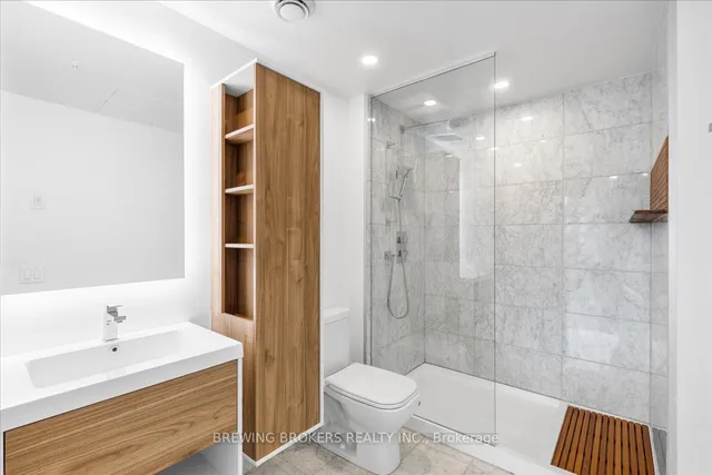 Additional image 15 of 629 King St W St Unit PH1411