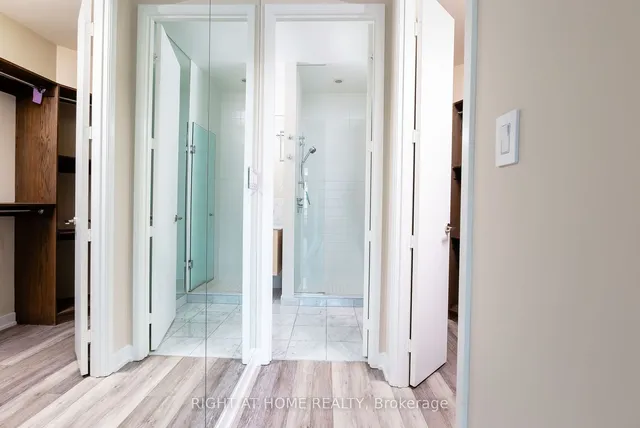 Additional image 15 of 380 Macpherson Ave Unit 306