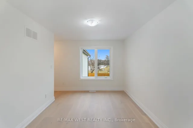 Additional image 31 of 1049 Greenwood Ave