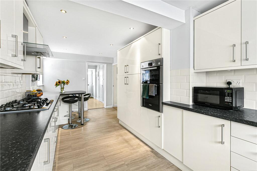 Additional image 4 of Hadrian Close, St. Albans, Hertfordshire, AL3