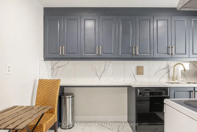 Additional image 14 of 260 Seneca Hill Dr Unit 1504