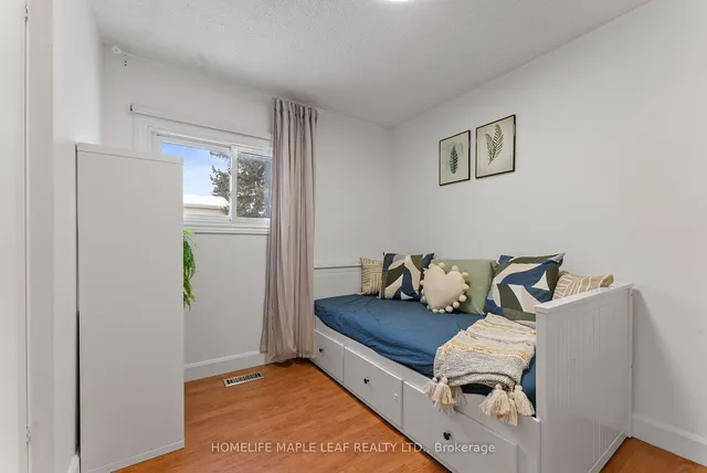 Additional image 17 of 73 Timberlane Cres