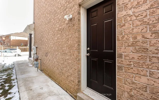 Additional image 38 of 8 Wicklow Rd