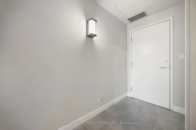 Additional image 20 of 700 King St Unit 1006