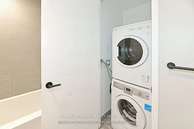 Additional image 14 of 161 Roehampton Ave Unit 233