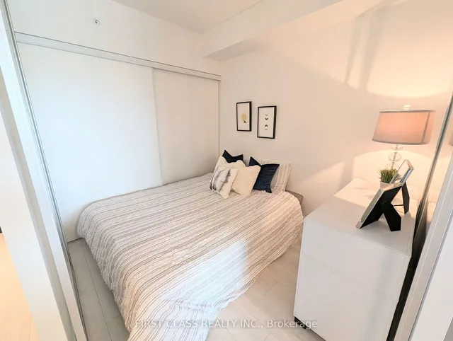 Additional image 15 of 31 Tippett Rd Unit 411