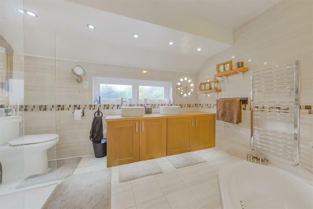 Additional image 10 of Maplefield Park Street, St. Albans