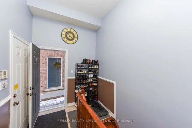 Additional image 31 of 37 Bluffwood Cres