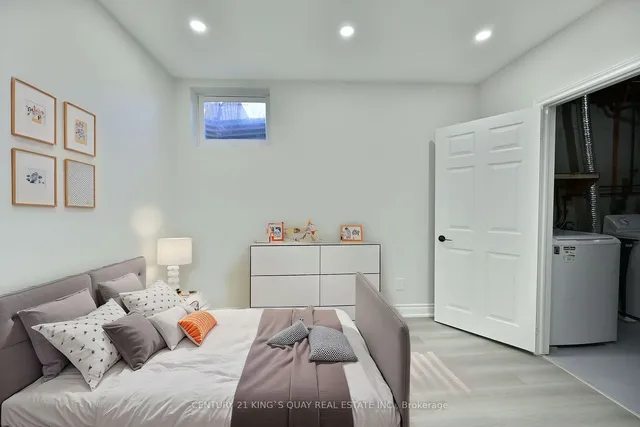 Additional image 31 of 47 Burnt Meadoway